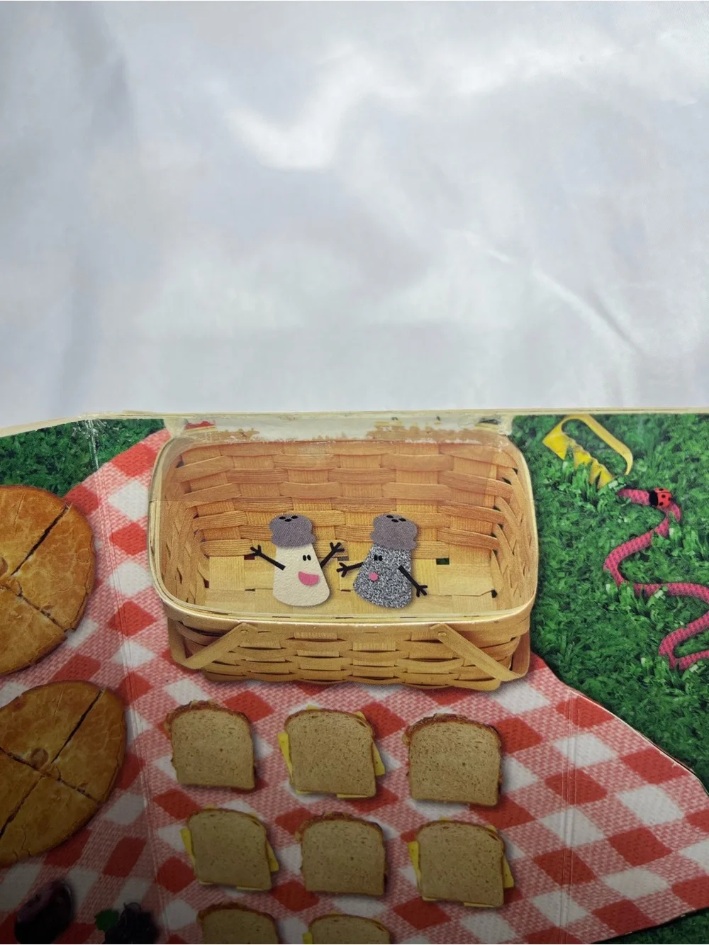 Vintage Blue’s Clues Blue’s #1 Picnic Board Book 1998 Buster Yablonsky Flap Book